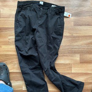 NWT GAP Girlfriend Chinos black petite 8P